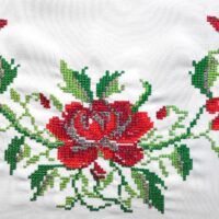 вишивка хрестиком на вишивальній машині Рікома